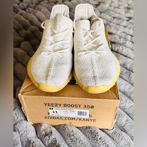 💥Adidas Yeezy Boost 350 V2 - Cream White / Triple White / CP9366 Size 11💥